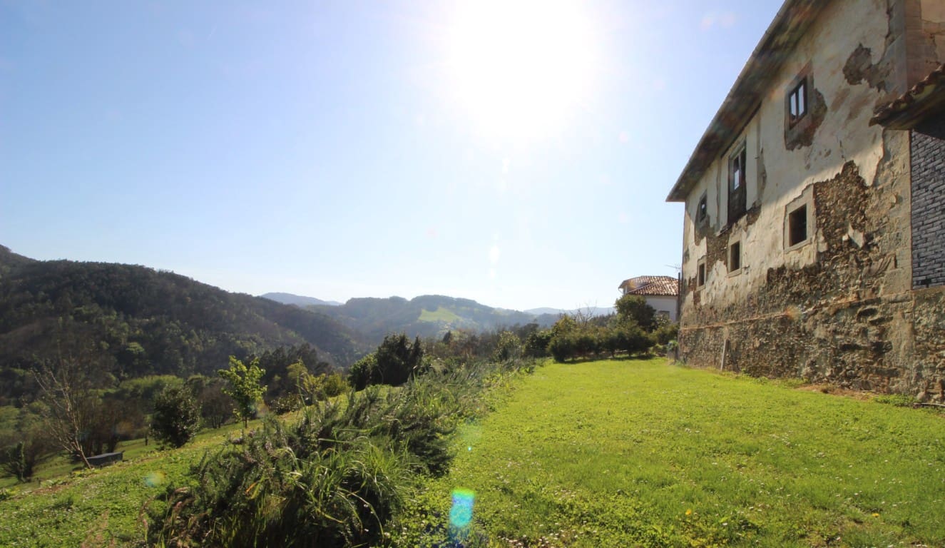 13 sovrum Finca/Hus på landet till salu i Pravia med garage - 370 000 € (Ref: 8971015)