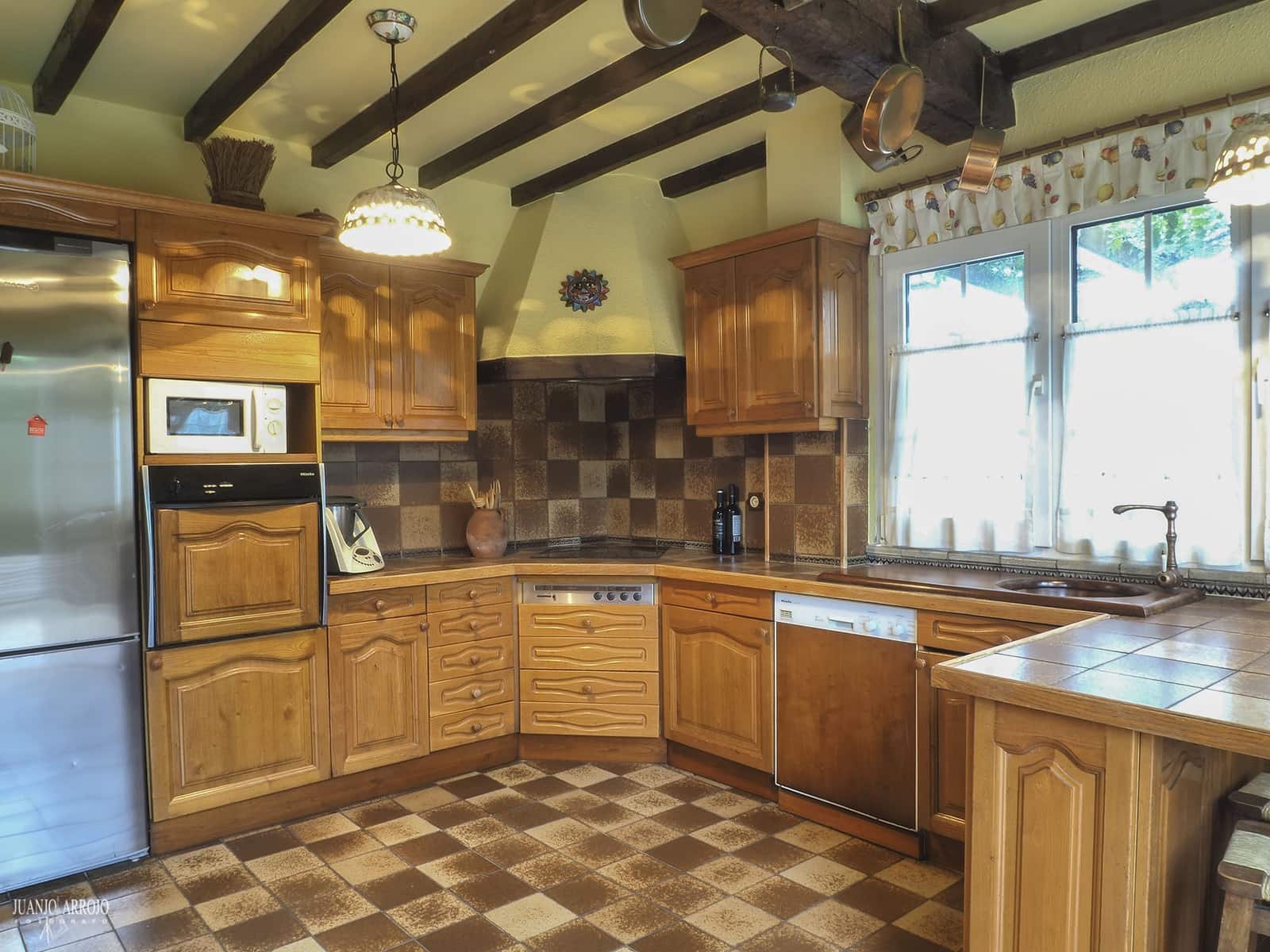 4 soveværelse Villa til salg i Gijon med swimmingpool garage - € 1.100.000 (Ref: 9000250)