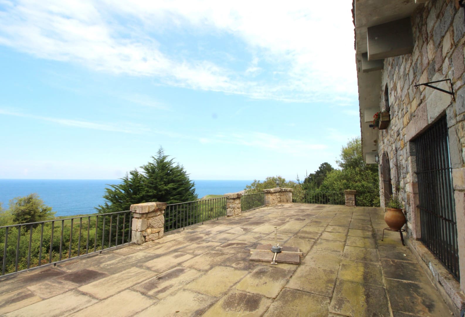 5 soveværelse Villa til salg i Llanes med garage - € 1.050.000 (Ref: 9022043)