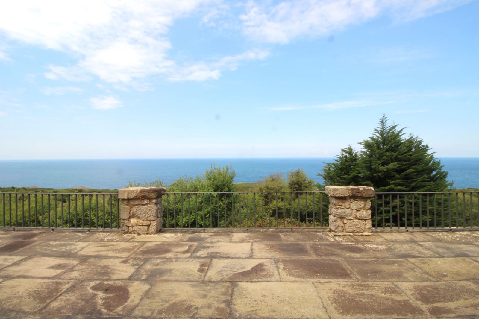 5 soveværelse Villa til salg i Llanes med garage - € 1.050.000 (Ref: 9022043)