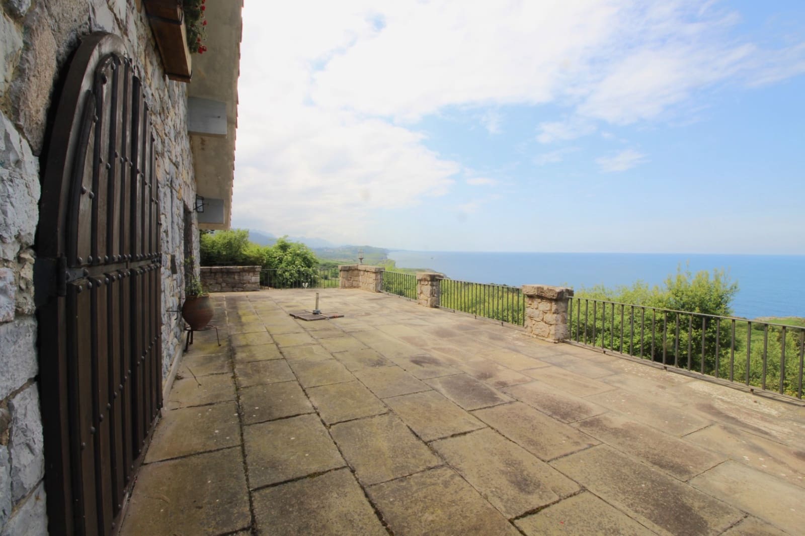 5 soveværelse Villa til salg i Llanes med garage - € 1.050.000 (Ref: 9022043)