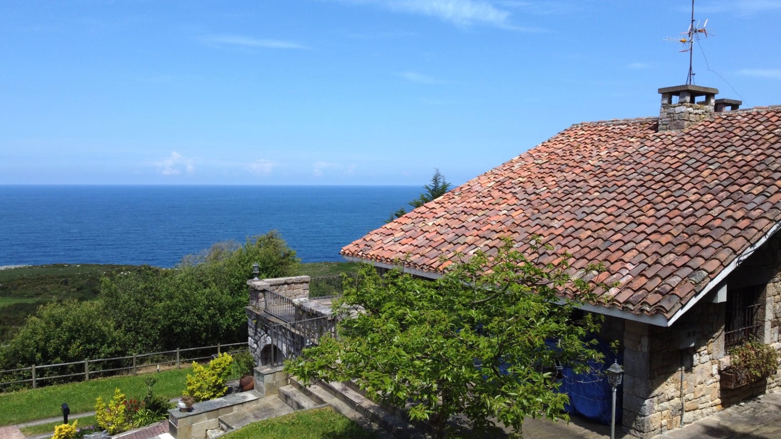 5 soveværelse Villa til salg i Llanes med garage - € 1.050.000 (Ref: 9022043)