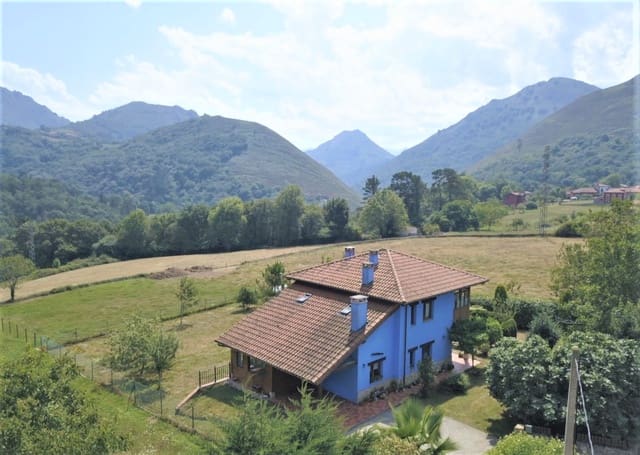 4 bedroom Finca/Country House for sale in Cangas de Onís with garage - € 420,000 (Ref: 9033469)