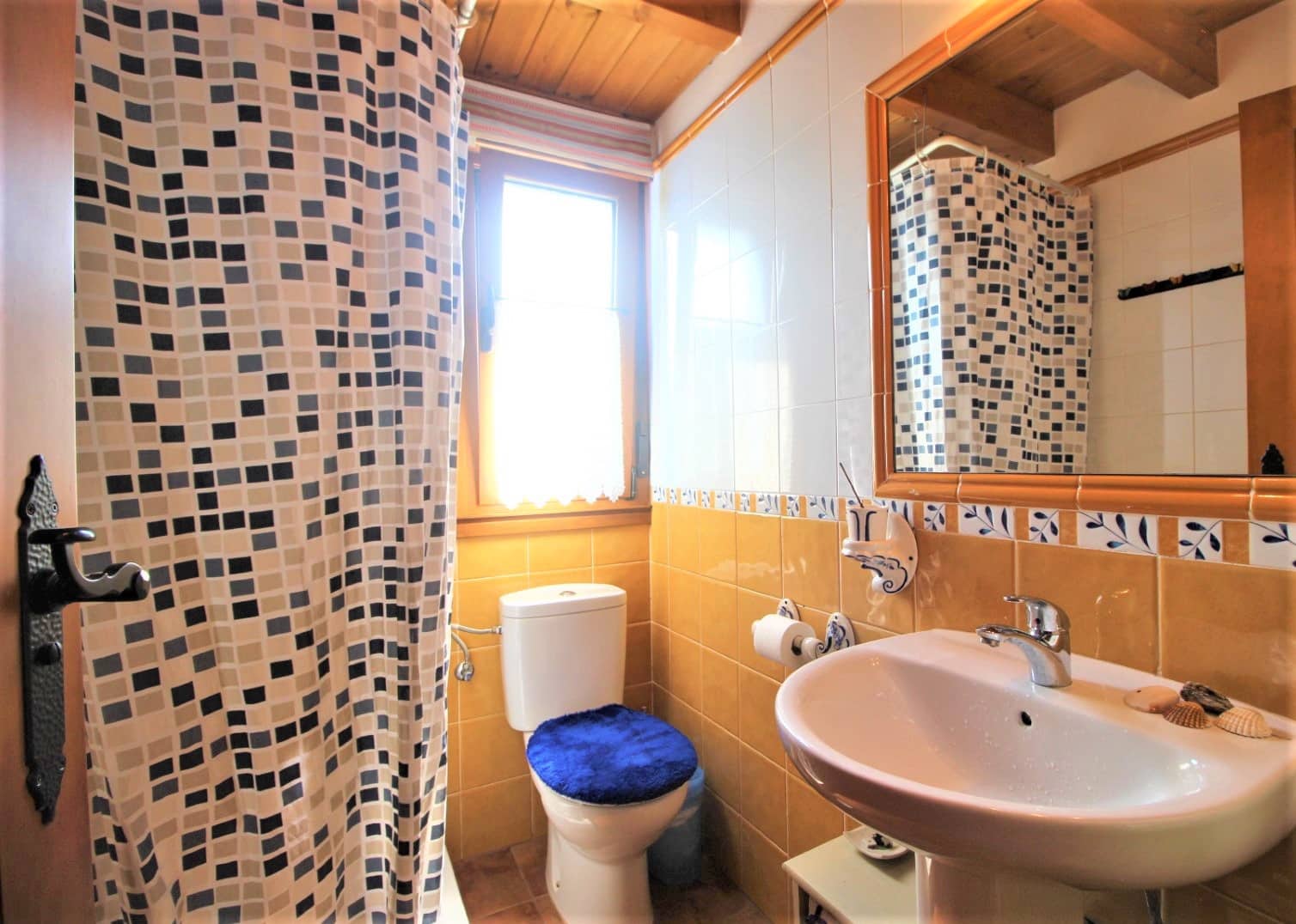 4 soveværelse Finca/Landehus til salg i Cangas de Onis med garage - € 420.000 (Ref: 9033469)