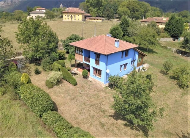 4 bedroom Finca/Country House for sale in Cangas de Onís with garage - € 420,000 (Ref: 9033469)