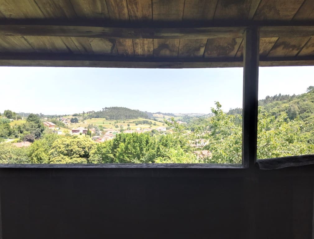 5 soveværelse Finca/Landehus til salg i Castrillon med garage - € 185.000 (Ref: 9033552)