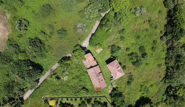 5 bedroom Finca/Country House for sale in Castrillón with garage - € 185,000 (Ref: 9033552)