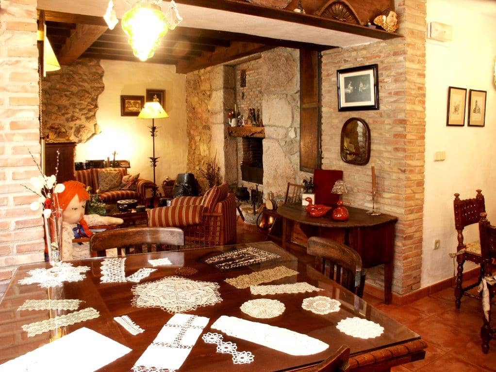 11 soveværelse Finca/Landehus til salg i Penamellera Baja - € 690.000 (Ref: 9035462)