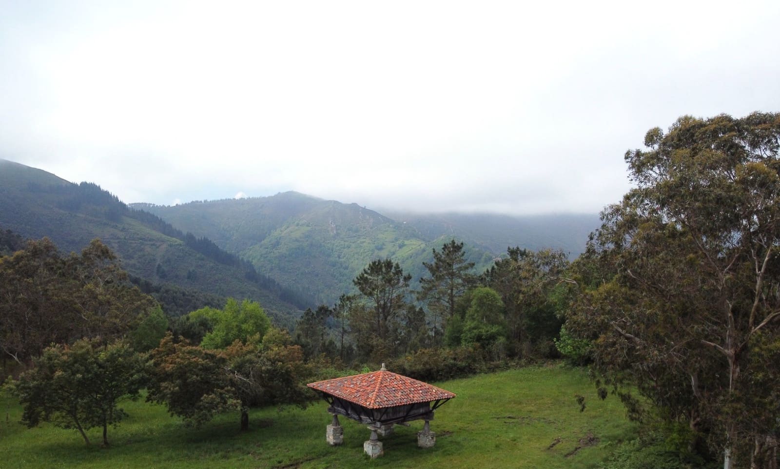 Grunde uden byggetilladelser til salg i Cudillero - € 3.400.000 (Ref: 9058150)