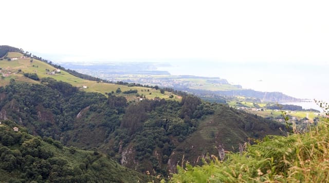 Undeveloped Land for sale in Cudillero - € 3,400,000 (Ref: 9058150)