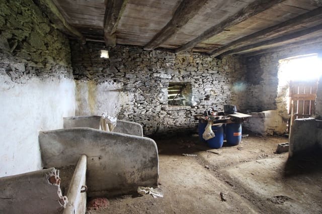 6 soverom Finca/Herregård til salgs i Valdés med garasje - € 330 000 (Ref: 9104002)