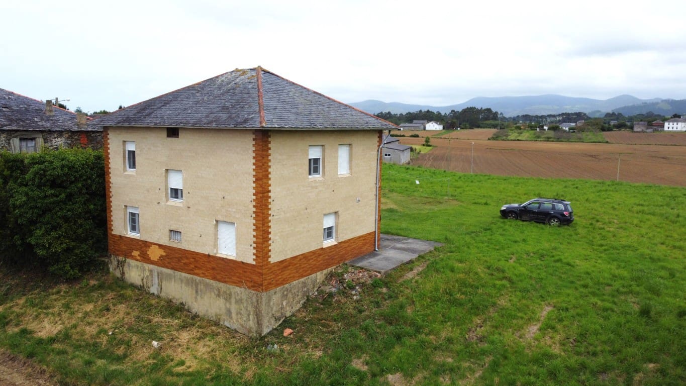 6 soverom Finca/Herregård til salgs i Valdes med garasje - € 330 000 (Ref: 9104002)