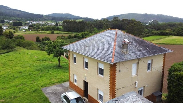 6 soverom Finca/Herregård til salgs i Valdés med garasje - € 330 000 (Ref: 9104002)