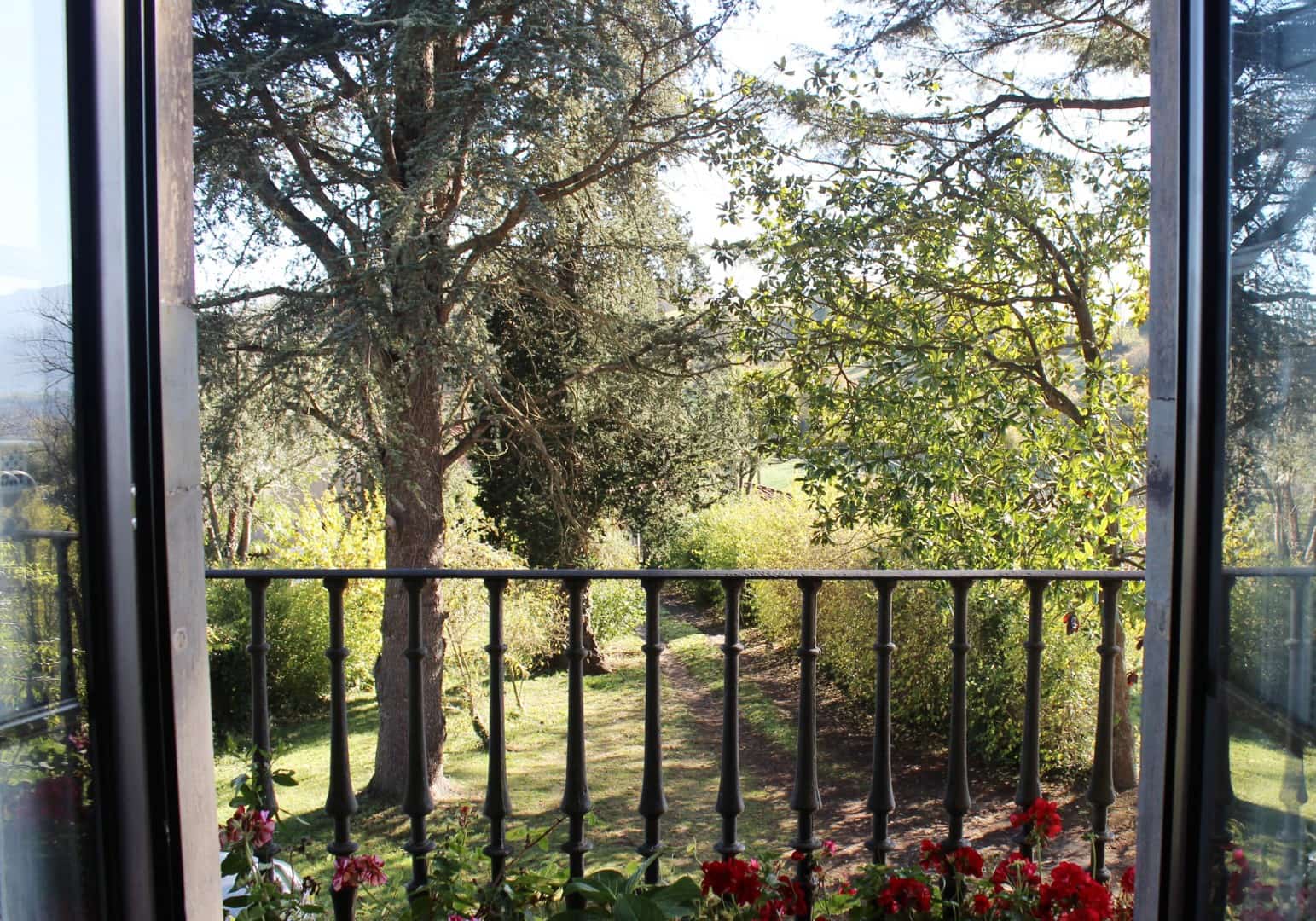 6 soveværelse Finca/Landehus til salg i Parres med garage - € 900.000 (Ref: 9104054)