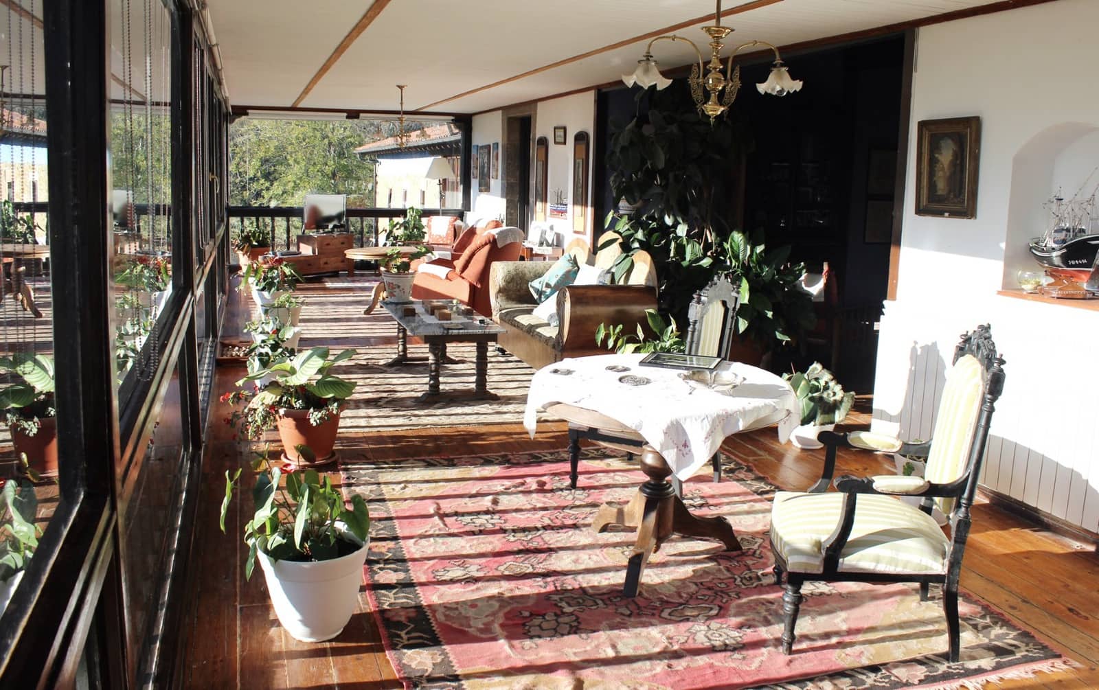 6 soveværelse Finca/Landehus til salg i Parres med garage - € 900.000 (Ref: 9104054)