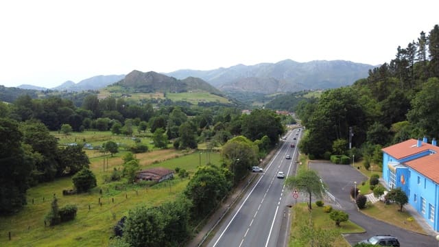 23 bedroom Hotel for sale in Cangas de Onís with pool garage - € 1,300,000 (Ref: 9162737)