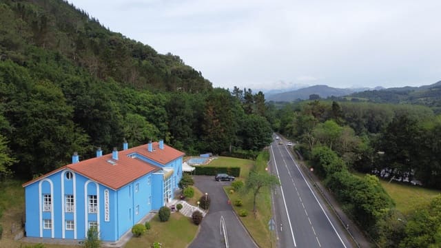 23 bedroom Hotel for sale in Cangas de Onís with pool garage - € 1,300,000 (Ref: 9162737)