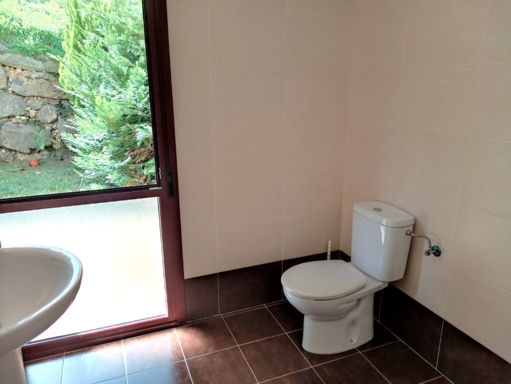 5 soveværelse Byhus til salg i Cangas de Onis med garage - € 430.000 (Ref: 9162927)