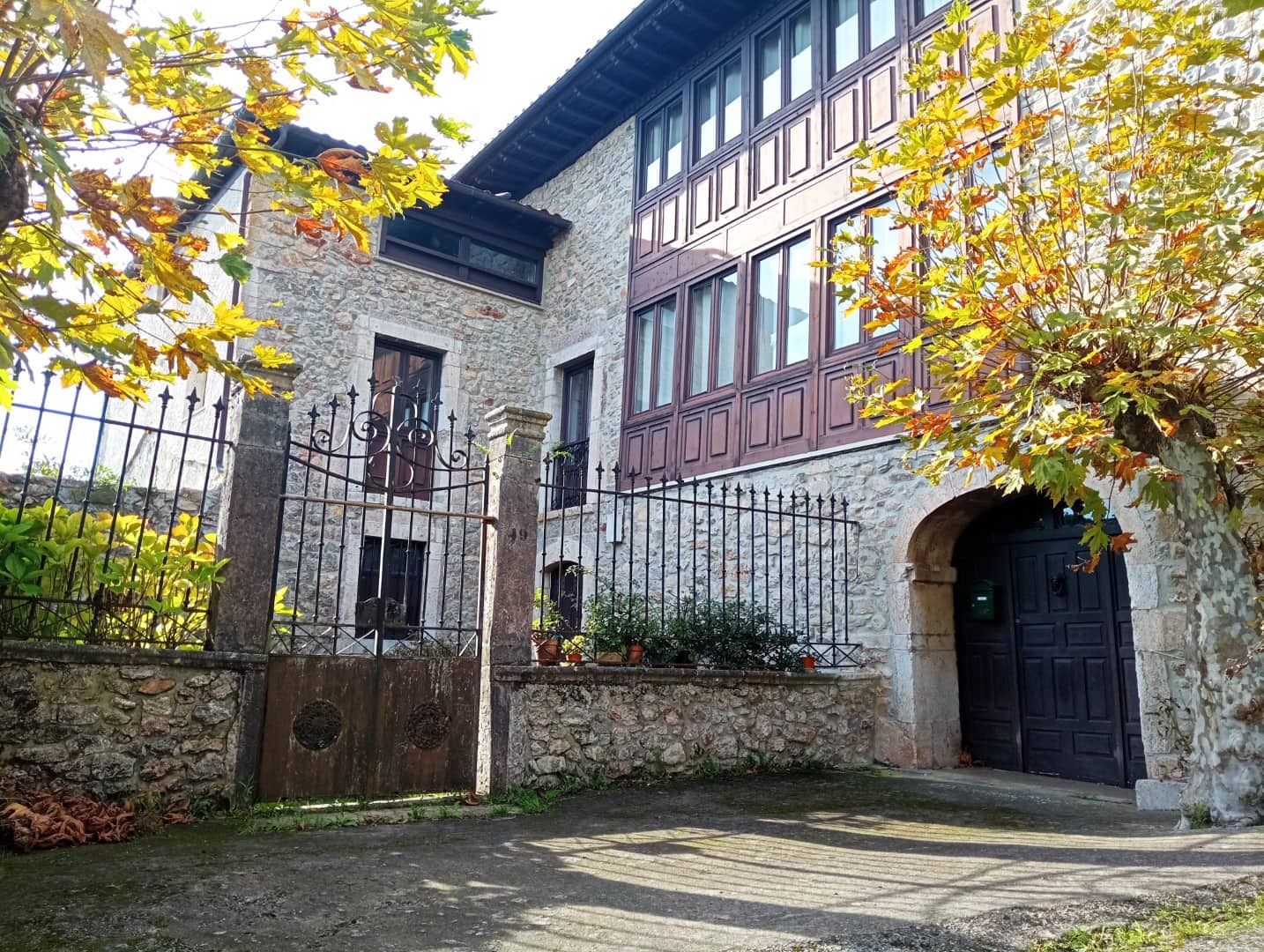 Mark till salu i Parres - 1 500 000 € (Ref: 9293861)