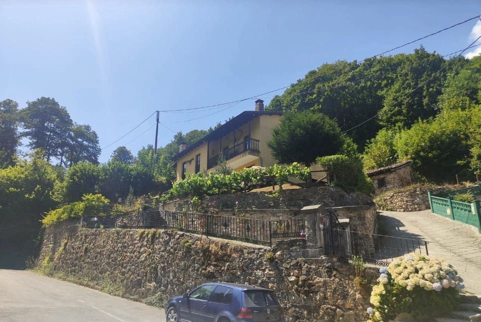 3 soveværelse Finca/Landehus til salg i Quiros - € 220.000 (Ref: 9447095)