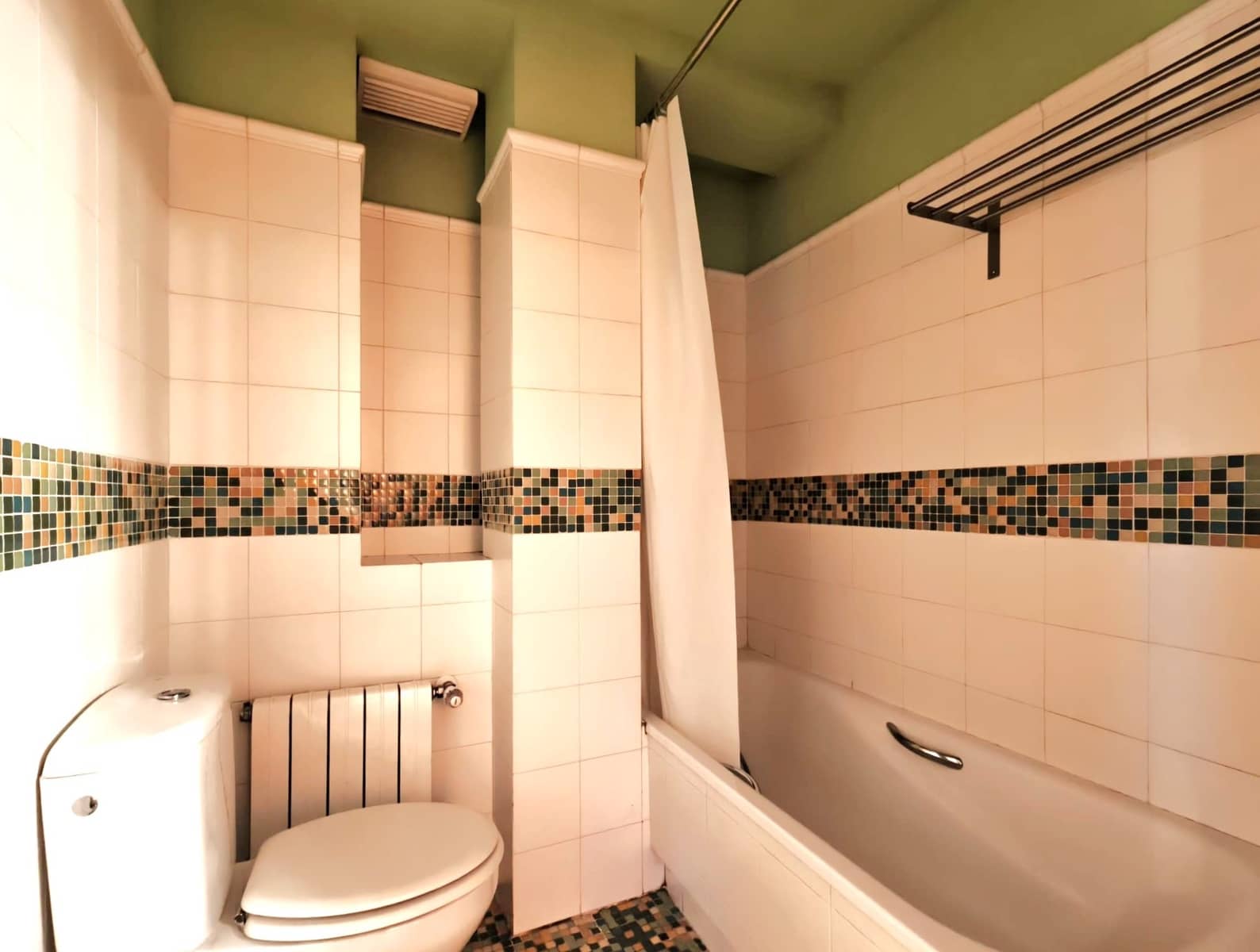 3 soveværelse Finca/Landehus til salg i Quiros - € 220.000 (Ref: 9447095)