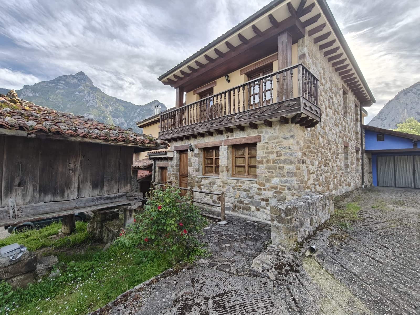 3 soveværelse Finca/Landehus til salg i Quiros - € 220.000 (Ref: 9447095)