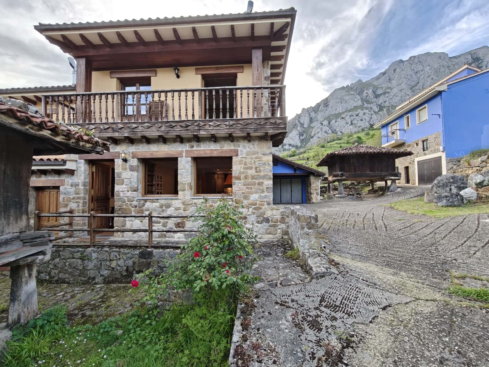 3 soveværelse Finca/Landehus til salg i Quiros - € 220.000 (Ref: 9447095)