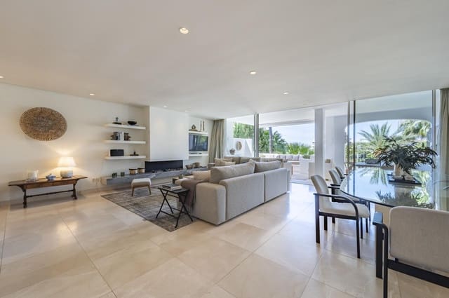 3 slaapkamer Penthouse te koop in Lomas De Marbella, Marbella met zwembad garage - € 6.750.000 (Ref: 9610290)