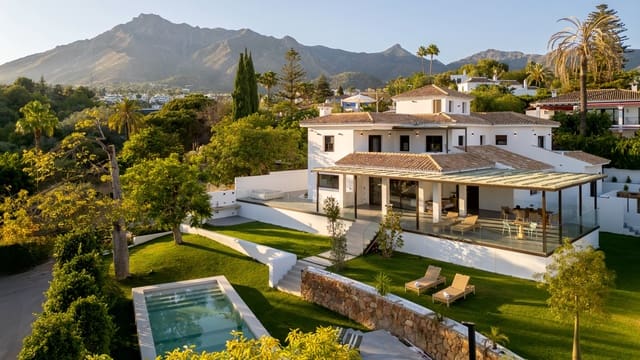 5 sovrum Villa till salu i La Merced, Marbella med pool garage - 4 995 000 € (Ref: 9614475)