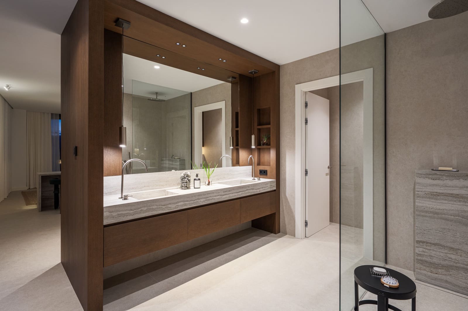 4 soveværelse Semi-Rækkehus til salg i Marbella med swimmingpool garage - € 3.950.000 (Ref: 9614476)