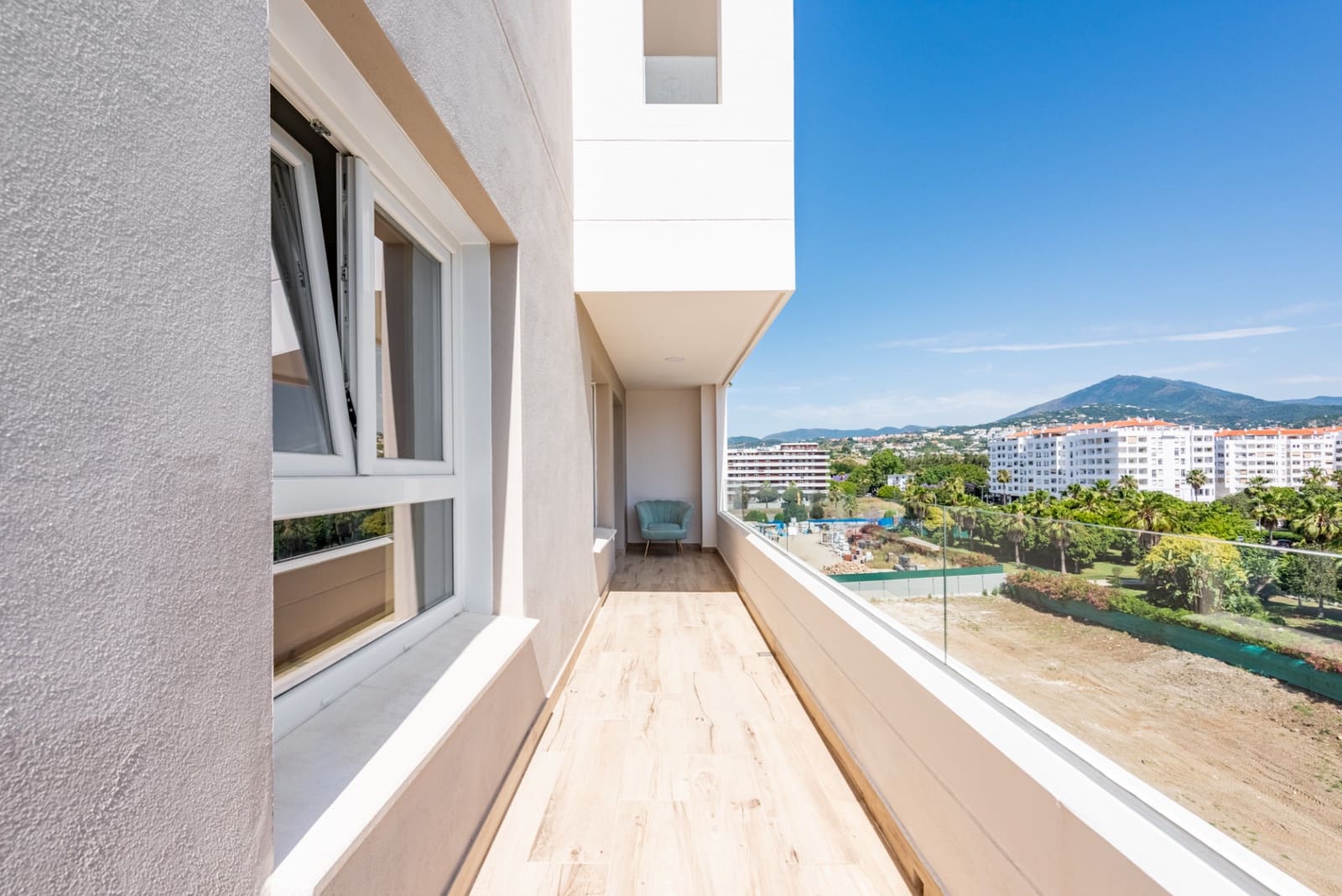 3 bedroom Apartment for sale in Nueva Andalucia with pool garage - € 559,000 (Ref: 9614478)