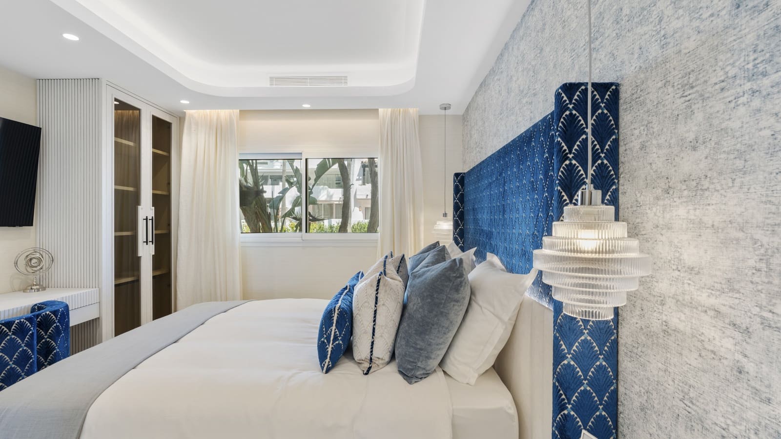 3 soverom Leilighet til salgs i Marbella med svømmebasseng garasje - € 6 450 000 (Ref: 9614480)