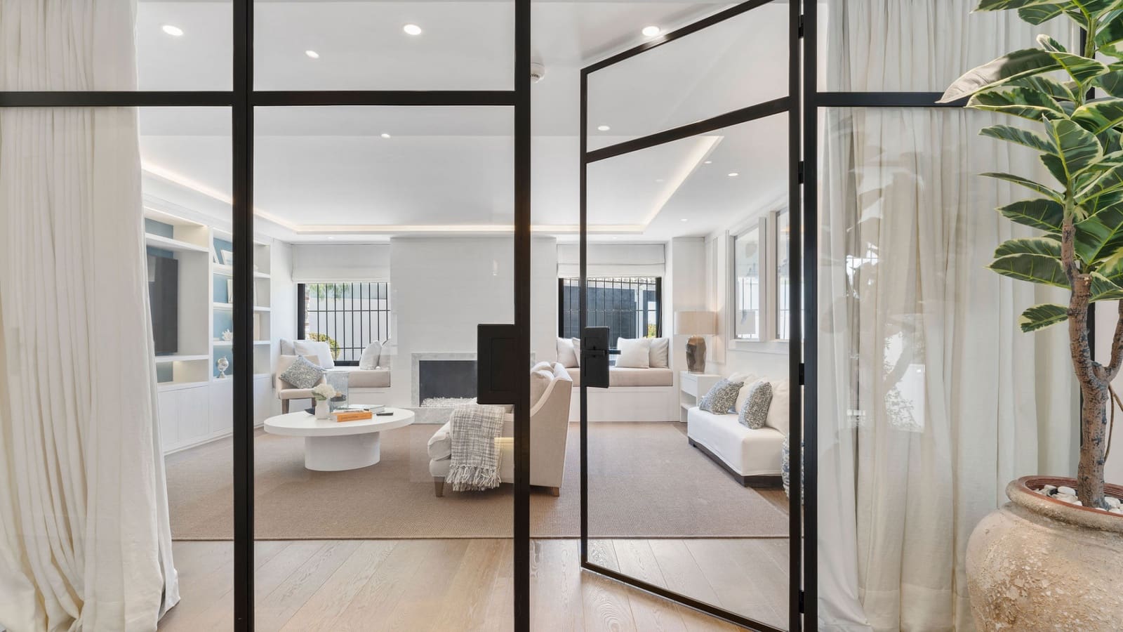 7 slaapkamer Villa te koop in Marbella met zwembad garage - € 6.450.000 (Ref: 9614481)