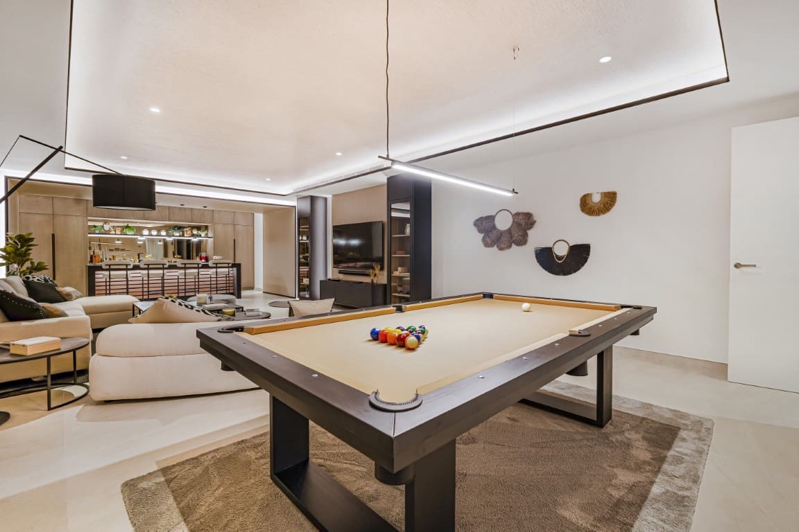 6 soveværelse Villa til salg i Marbella med swimmingpool garage - € 5.900.000 (Ref: 9614482)