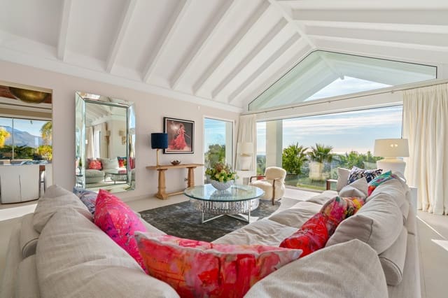 9 makuuhuone Huvila myytävänä paikassa Los Arqueros - Puerto del Almendro, Benahavís mukana uima-altaan 
autotalli - 8 250 000 € (Ref: 9618725)