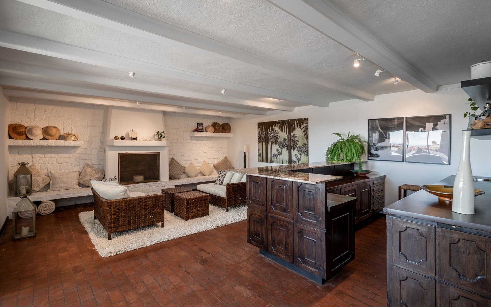 4 sypialnia Willa na sprzedaż w Nueva Andalucia z basenem garażem - 2 195 000 € (Ref: 9629420)