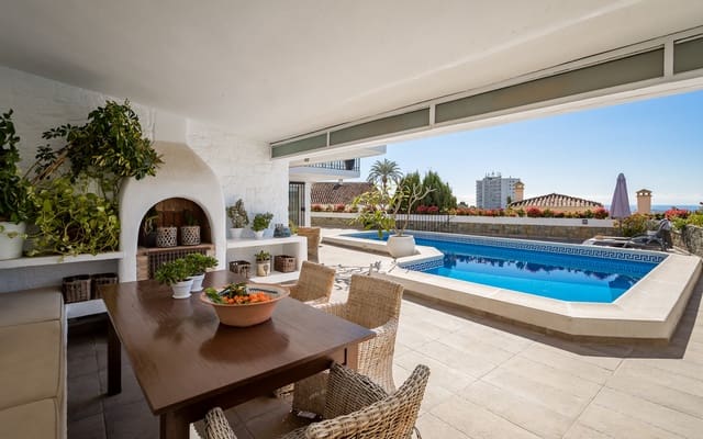 4 chambre Villa/Maison à vendre à Las Brisas, Marbella avec piscine garage - 2 195 000 € (Ref: 9629420)