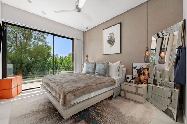 4 bedroom Villa for sale in Nueva Atalaya, Estepona with pool garage - € 1,825,000 (Ref: 9629426)