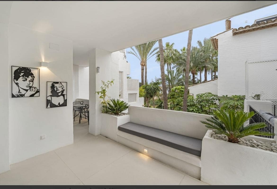 3 makuuhuone Huoneisto myytävänä paikassa Marbella mukana uima-altaan 
autotalli - 3 800 000 € (Ref: 9629428)