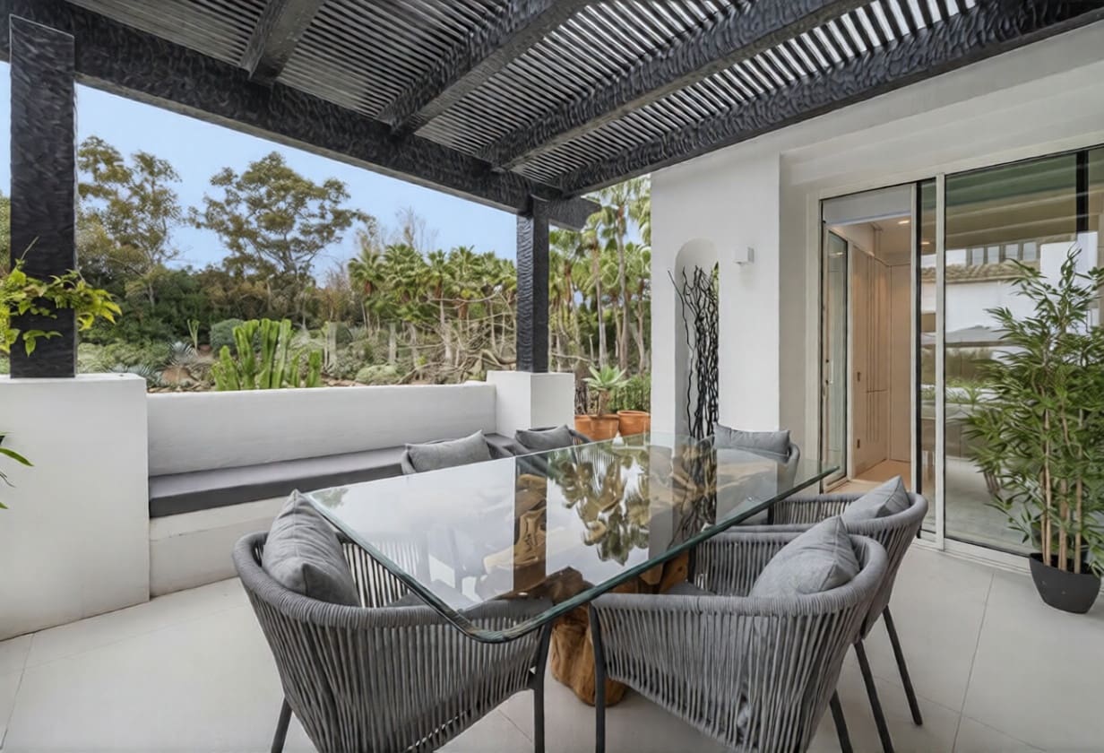 3 makuuhuone Huoneisto myytävänä paikassa Marbella mukana uima-altaan 
autotalli - 3 800 000 € (Ref: 9629428)