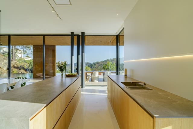 5 slaapkamer Villa te koop in Montemayor - Marbella Club, Benahavís met zwembad garage - € 6.290.000 (Ref: 9629429)