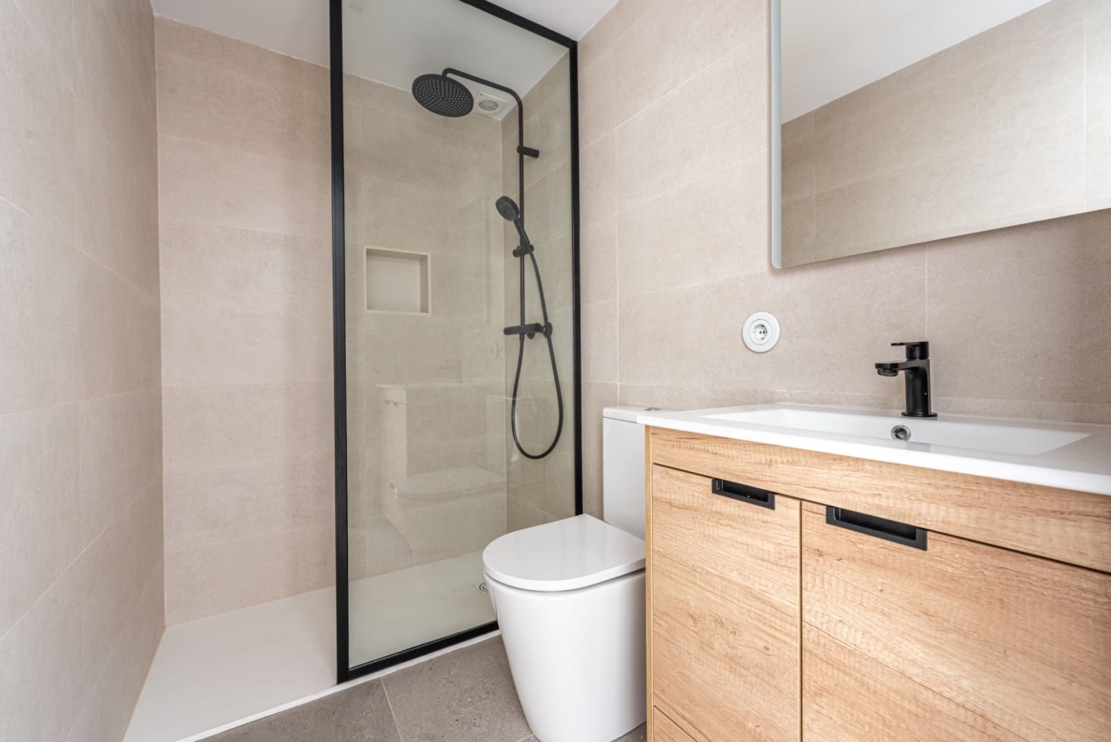 Pareado de 4 habitaciones en Marbella en venta con piscina garaje - 2.490.000 € (Ref: 9629430)