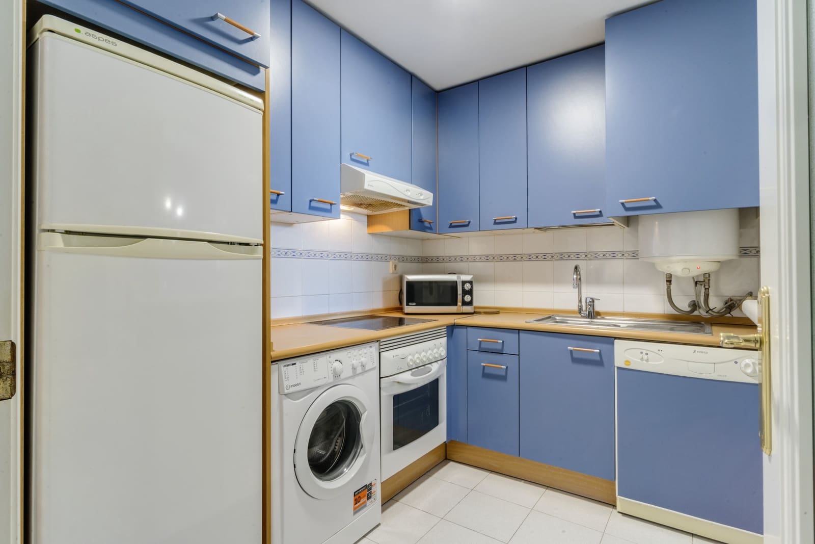 1 chambre Appartement à vendre à Marbella avec piscine - 420 000 € (Ref: 9629431)