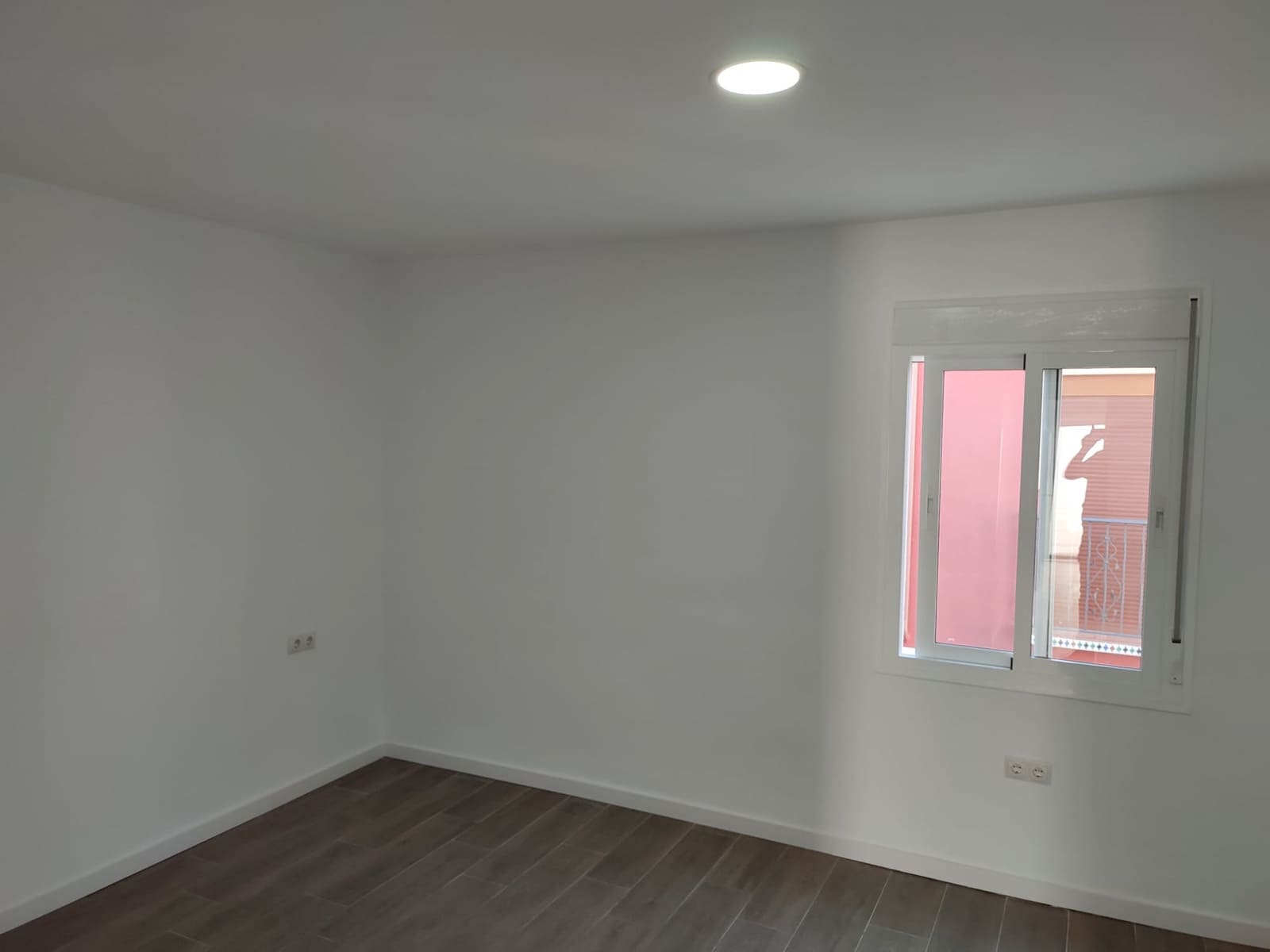 2 makuuhuone Omakotitalo myytävänä paikassa Coin - 249 000 € (Ref: 9650885)