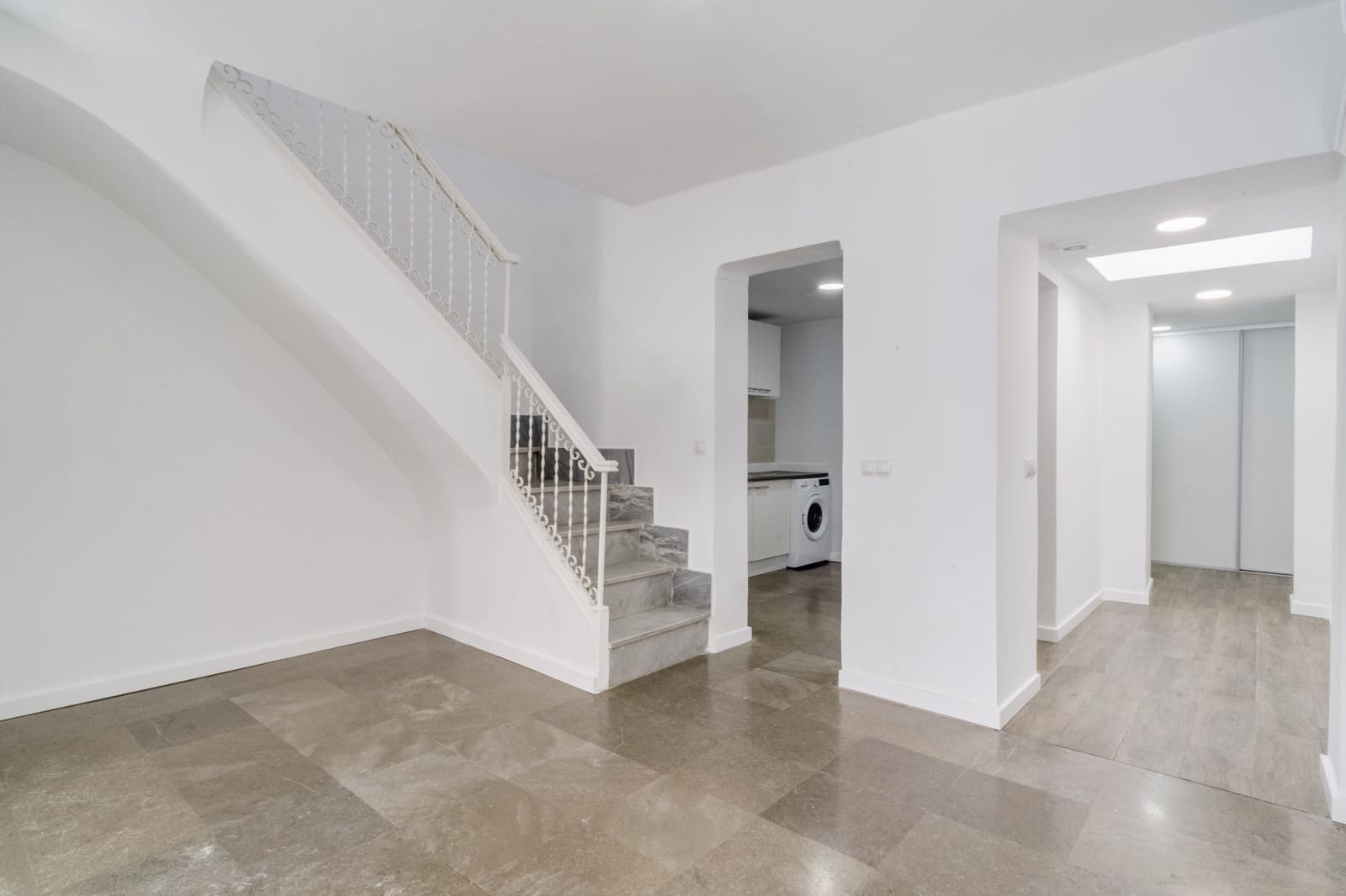 2 bedroom Townhouse for sale in Coin - € 249,000 (Ref: 9650885)