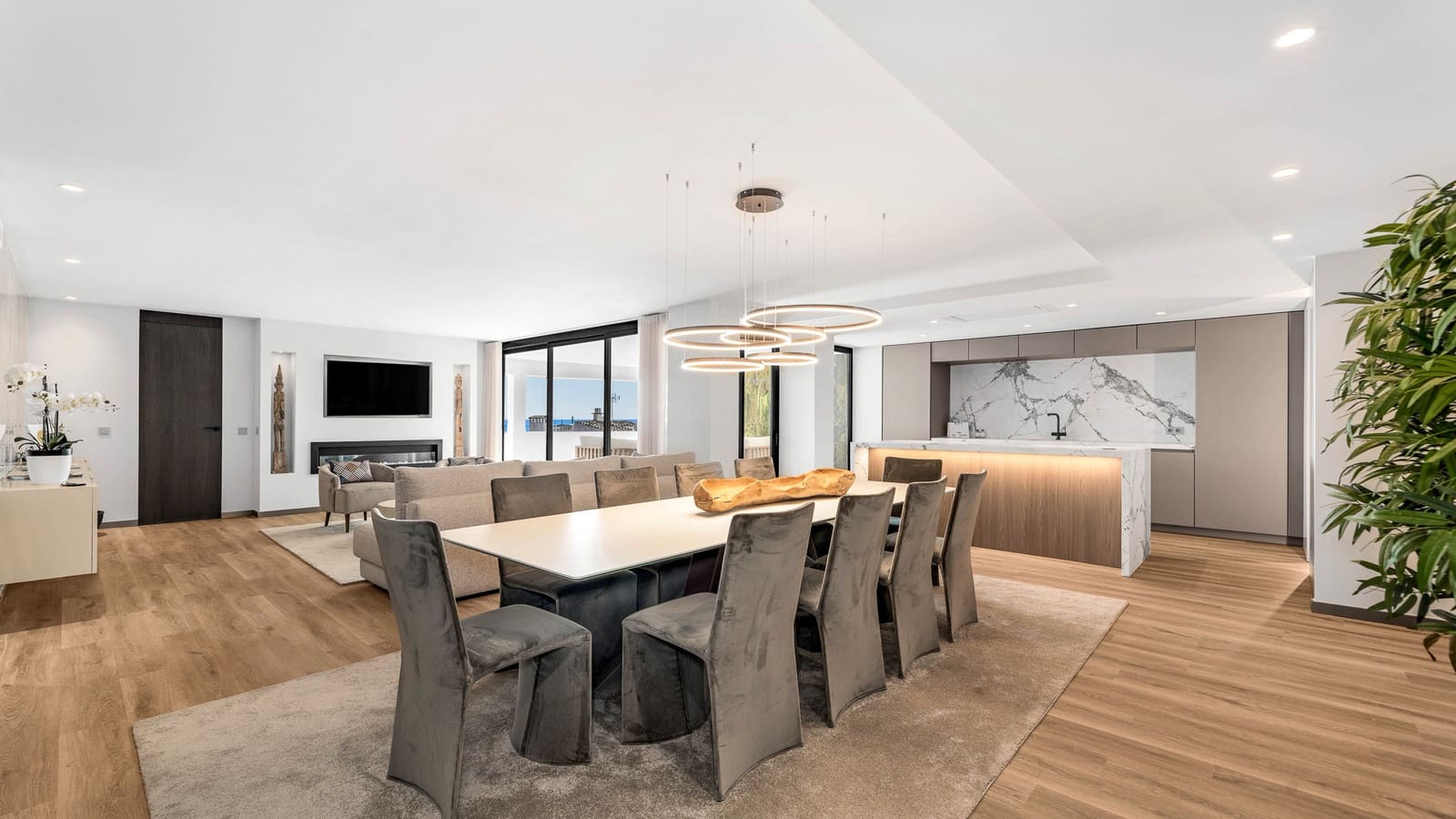 5 soverom Leilighet til salgs i Puerto Banus med garasje - € 2 350 000 (Ref: 9654364)