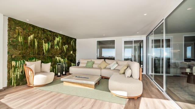 5 soveværelse Lejlighed til salg i Puerto Banus, Marbella med garage - € 2.350.000 (Ref: 9654364)