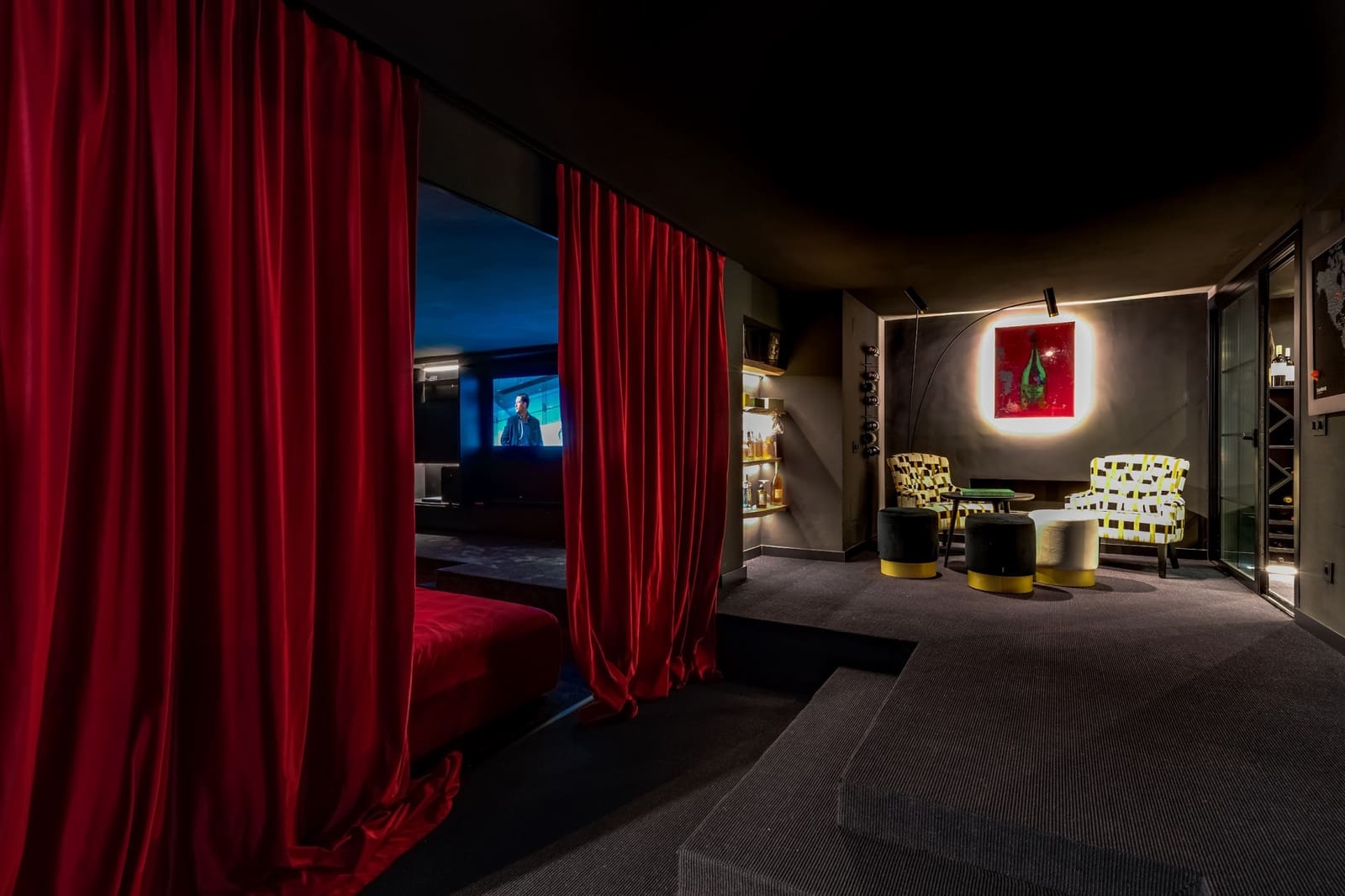 5 sypialnia Willa na sprzedaż w Nueva Andalucia z basenem garażem - 1 894 000 € (Ref: 9658022)