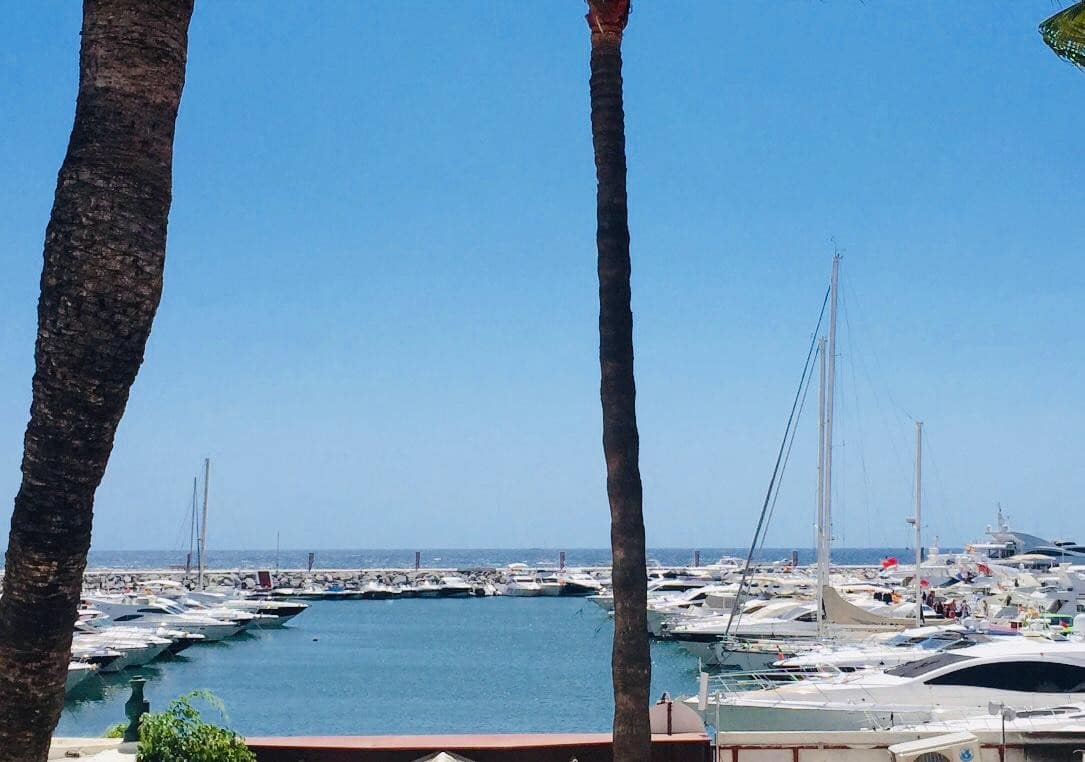 2 makuuhuone Huoneisto myytävänä paikassa Puerto Banus - 985 000 € (Ref: 9658023)