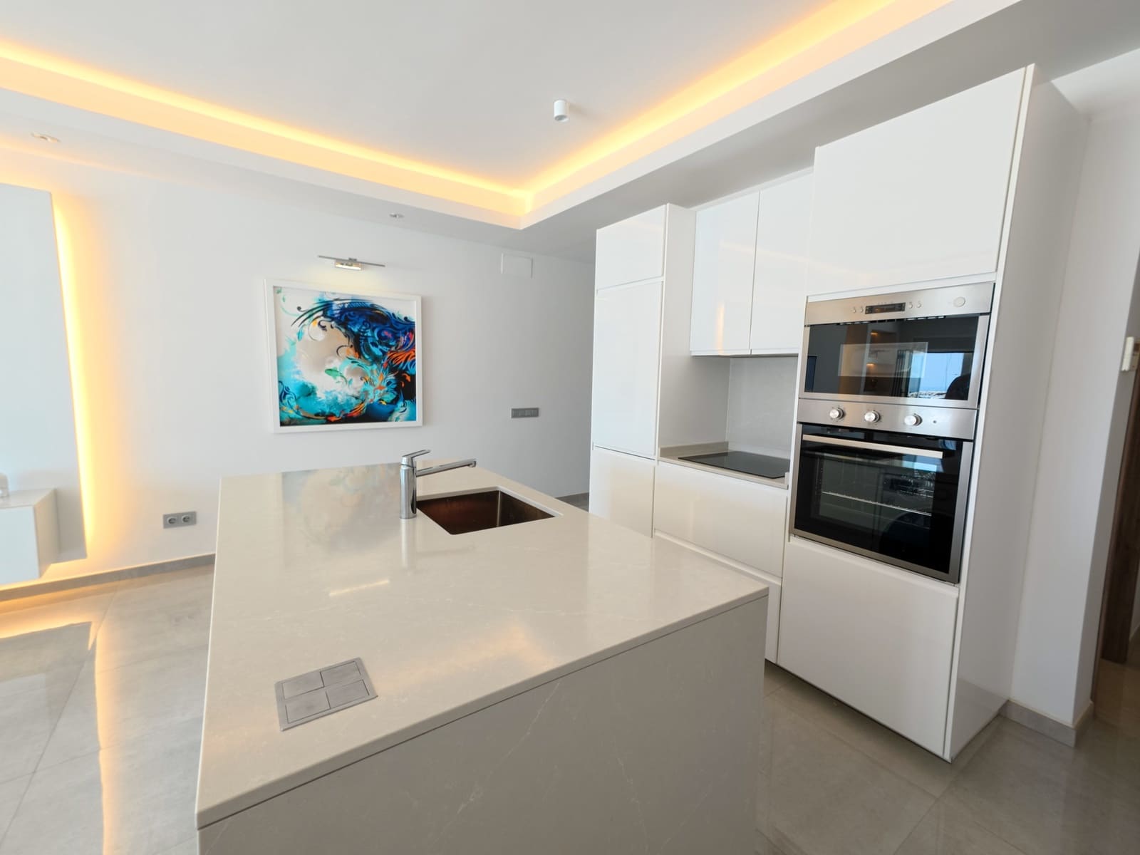 2 makuuhuone Huoneisto myytävänä paikassa Puerto Banus - 985 000 € (Ref: 9658023)